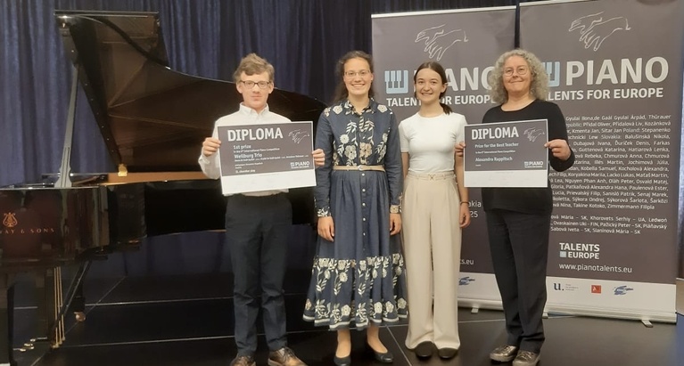 1. Preis für unser Weilburg Trio beim "Piano Talents for Europe" Wettbewerb!