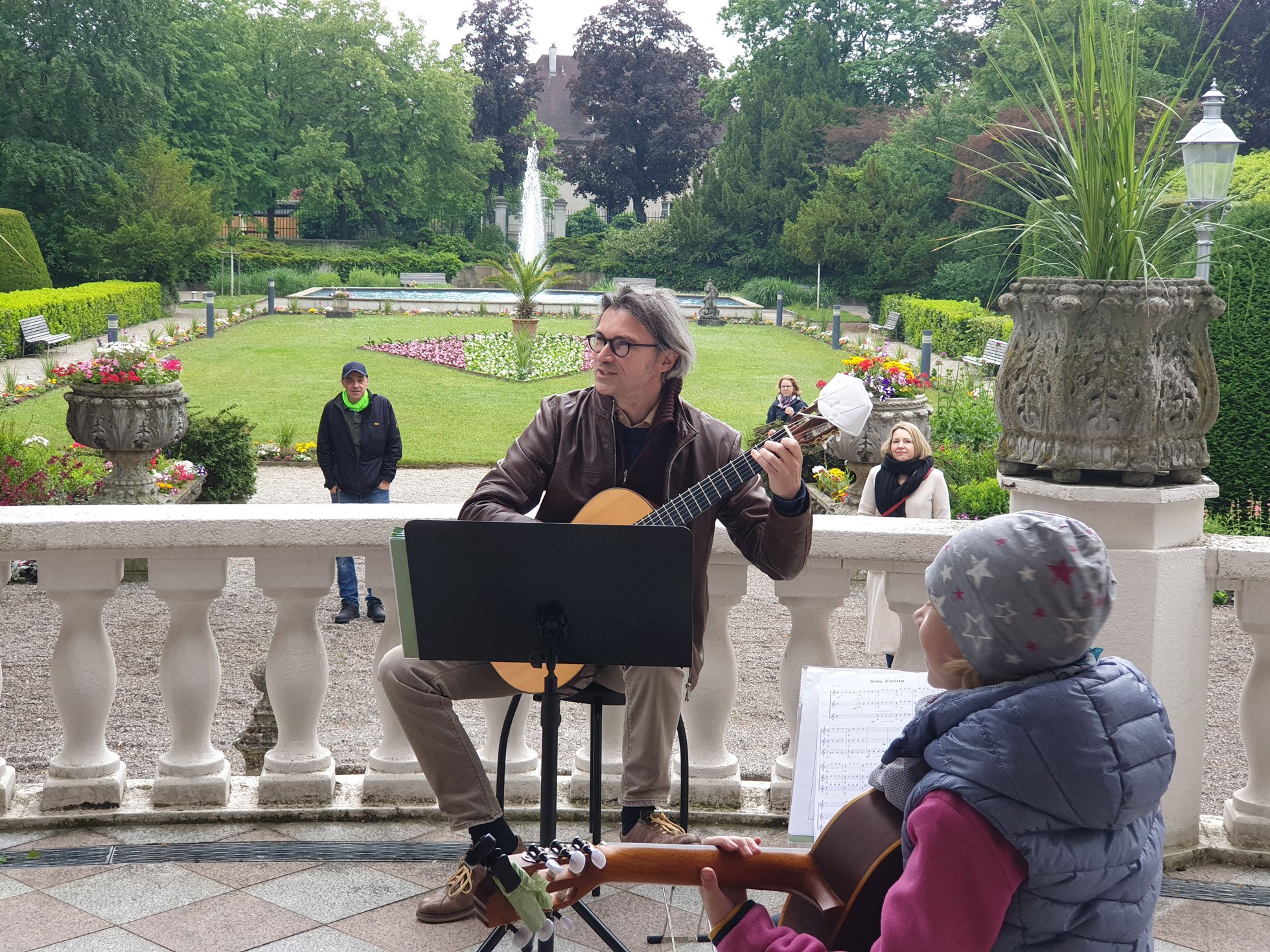 Gitarrenorchester Probe auf Distanz 03