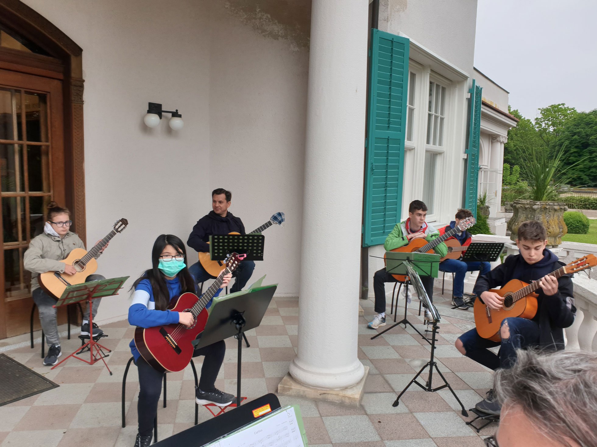 Gitarrenorchester Probe auf Distanz 05